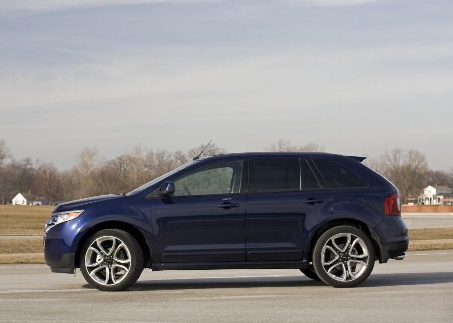  Ford Edge Sport 2011 года  (фото 8 из 65)
